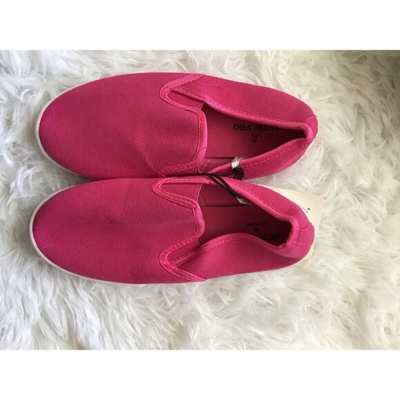 4 Pairs of Little Girls Slip On Sneakers. Size Medium New With Tags - Picture 5 of 6